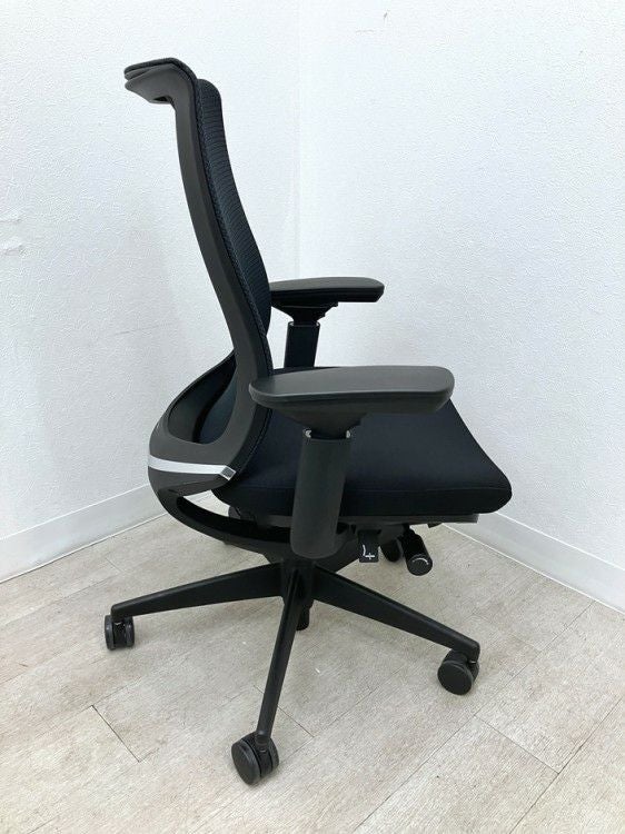 コクヨBezel(ベゼル)チェア 可動肘付ベゼルチェア 商品画像3