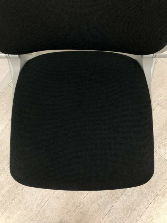 オカムラGrata（グラータ）チェア ネスティングチェア 商品画像9