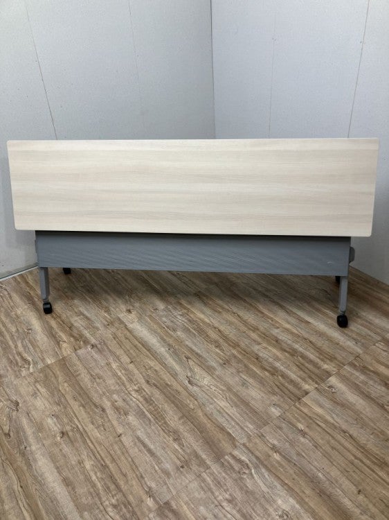 オカムラフラプターシリーズ 1800サイドスタックテーブル 商品画像7