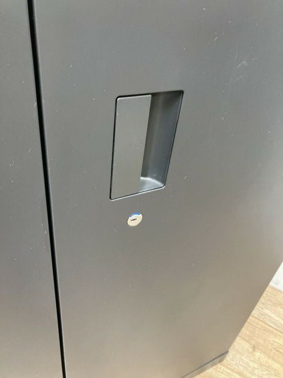 イトーキeSキャビネット(エスキャビネット)シリーズ 天板付両開き書庫 商品画像4