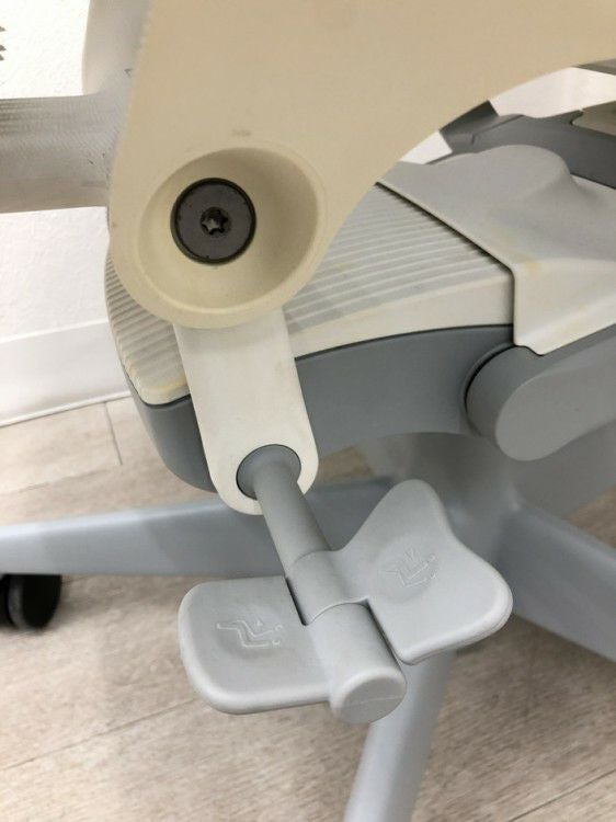 HermanMiller（ハーマンミラー）Mirra 2 Chairs/ミラ2チェア 可動肘付ミラ2チェア 商品画像16