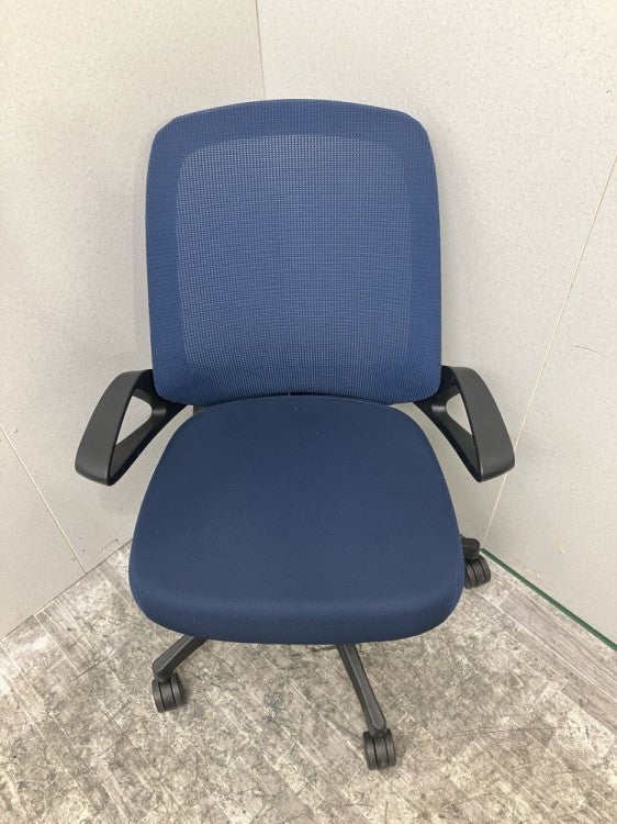 イトーキノート(nort)チェア 固定肘付ノートチェア 商品画像3
