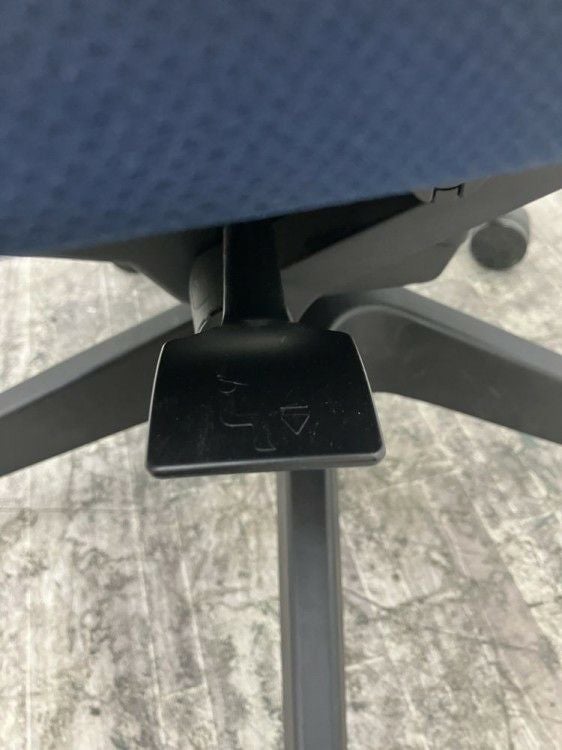 イトーキノート(nort)チェア 固定肘付ノートチェア 商品画像10