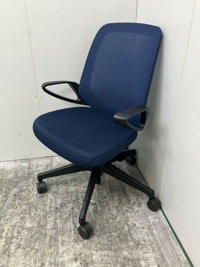 イトーキノート(nort)チェア 固定肘付ノートチェア 商品画像1