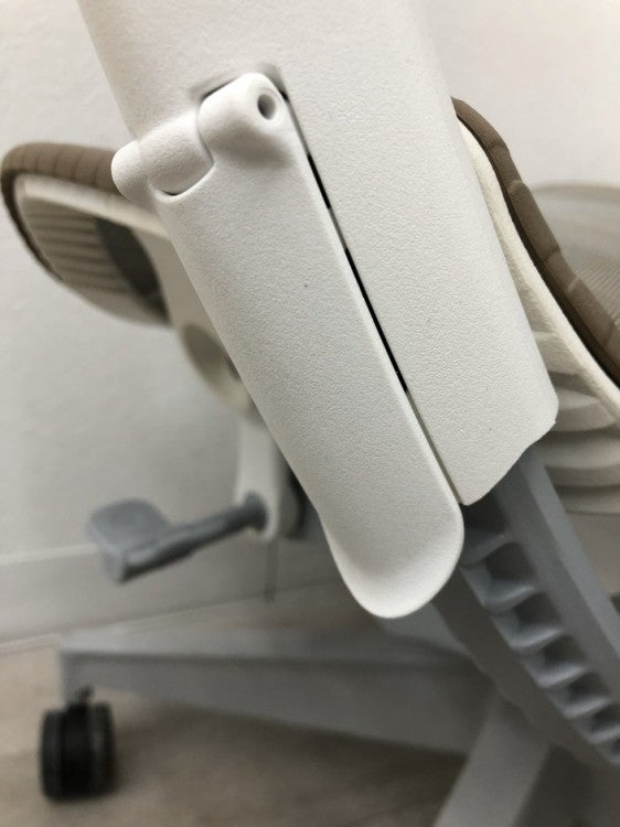 HermanMiller（ハーマンミラー）Mirra 2 Chairs/ミラ2チェア 可動肘付ミラ2チェア 商品画像15