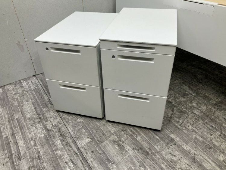 コクヨLEVIST(レヴィスト)シリーズ 1600平デスク+ワゴンセット 商品画像9