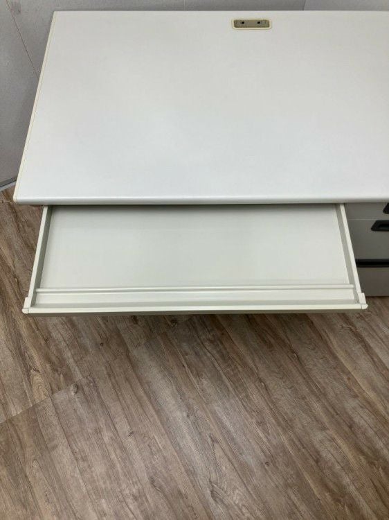 プラスLAシリーズ 1200片袖デスク 商品画像6