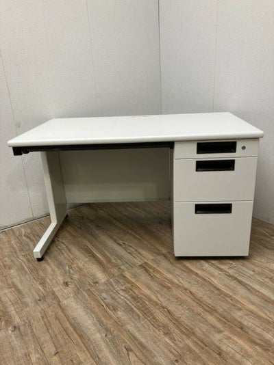 プラスフラットラインシリーズ 1200片袖デスク 商品画像1