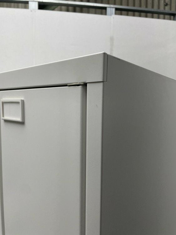 イトーキWN型ロッカーシリーズ 4人用ロッカー 商品画像4