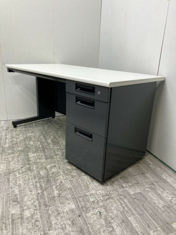 プラスフラットラインシリーズ 1400片袖デスク 商品画像2