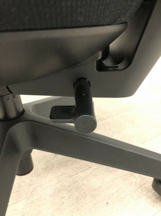 コクヨ固定肘付ピコラリビナチェア 商品画像14