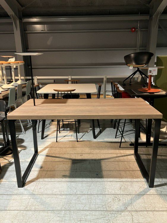 オカムラAlt Piazza(アルトピアッツァ)シリーズ 1800ハイテーブル 商品画像2