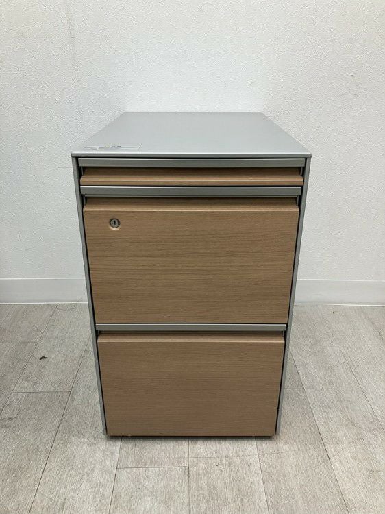 オカムラPROSTAGE CREST(プロステージクレスト)シリーズ 1500平デスク+ワゴンセット 商品画像14