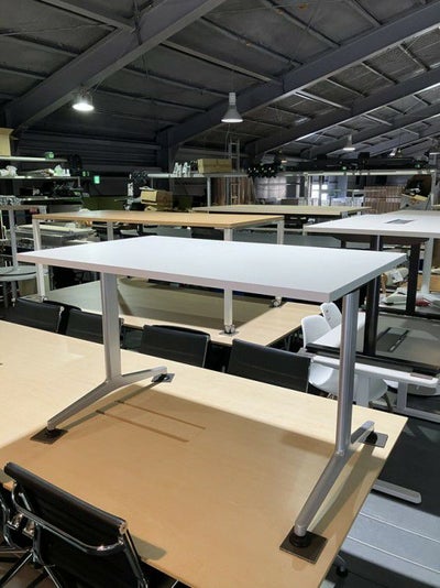 コクヨJUTO（ジュート）シリーズ 2100ミーティングテーブル 商品画像1