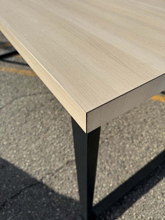 オカムラAlt Piazza(アルトピアッツァ)シリーズ ハイテーブル 商品画像3