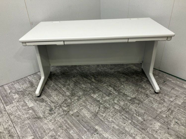 プラス1400平デスク 商品画像1