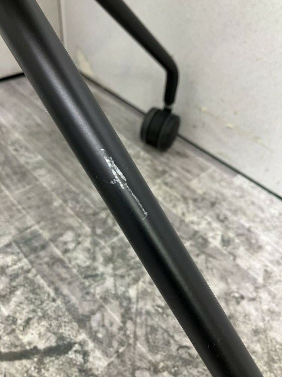 キャスター付きシェルチェア 商品画像5