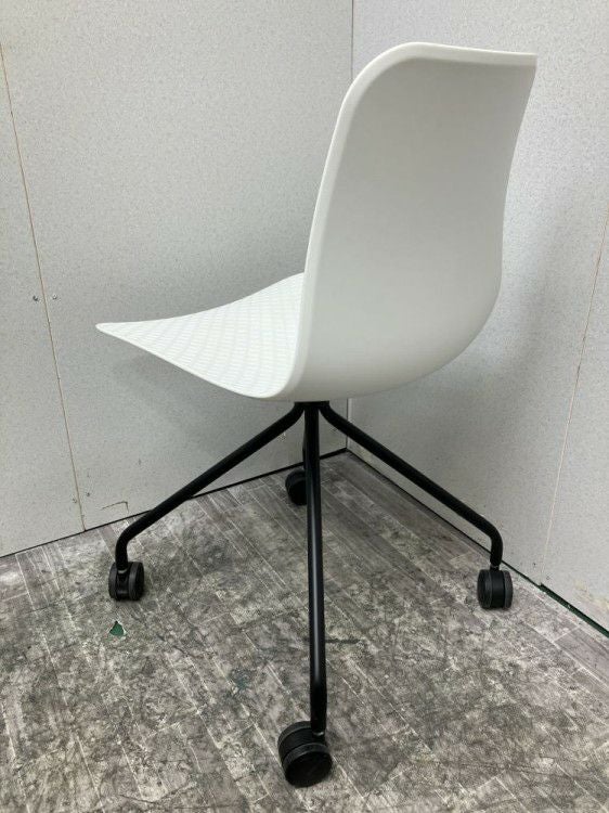 キャスター付きシェルチェア 商品画像9