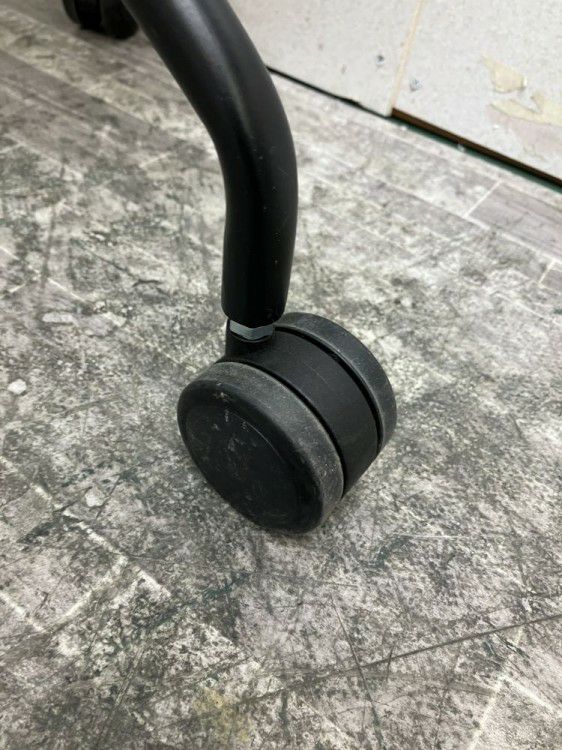 キャスター付きシェルチェア 商品画像6