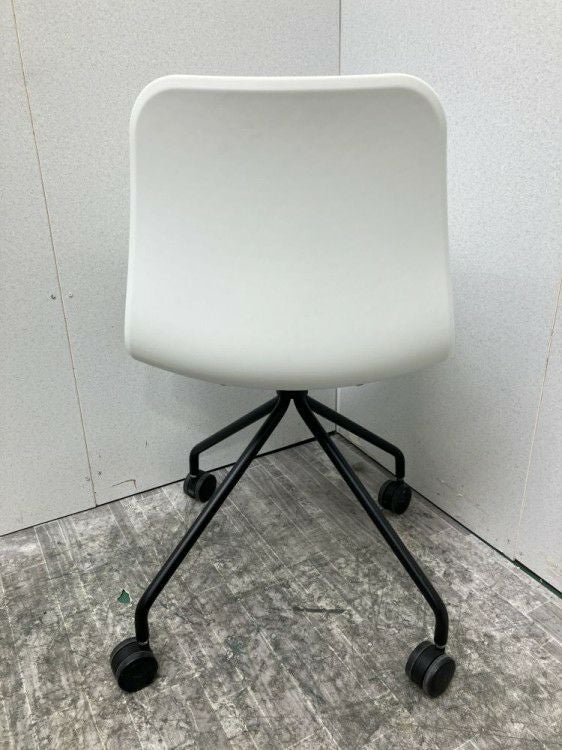 キャスター付きシェルチェア 商品画像8