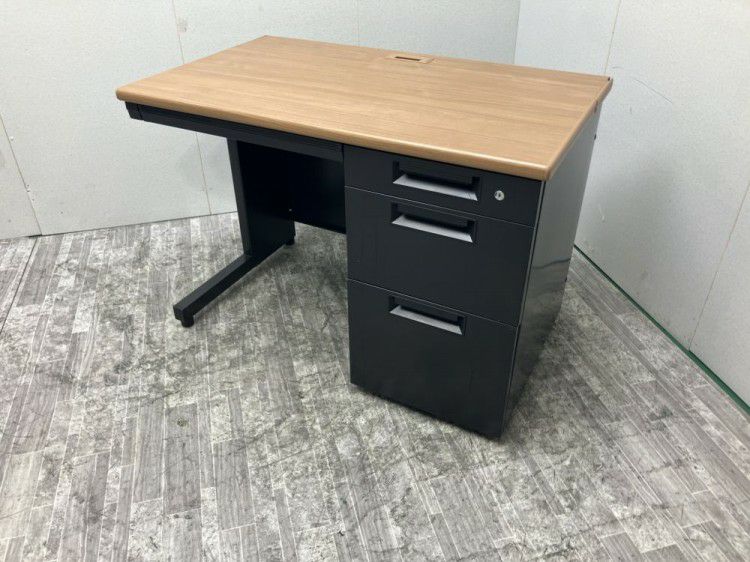 プラスフラットラインシリーズ 1000片袖デスク 商品画像2