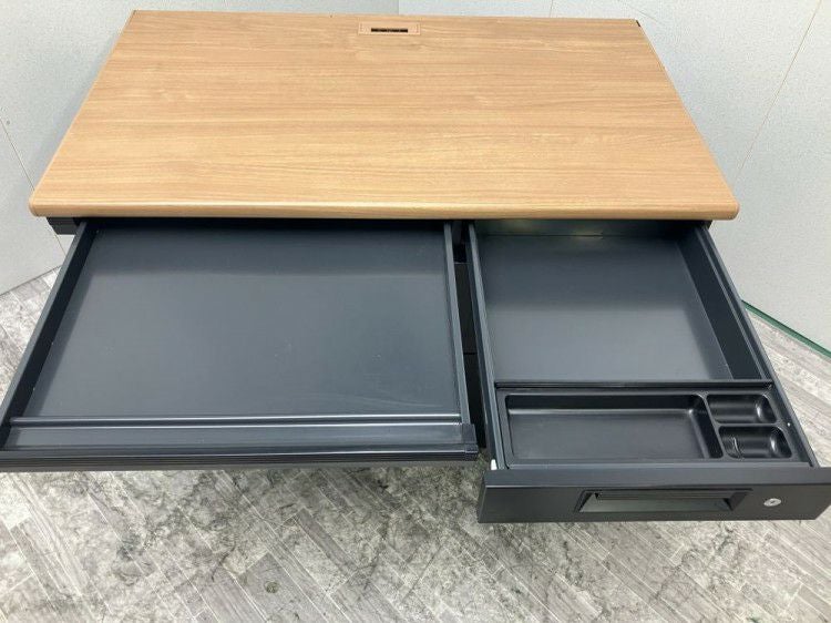 プラスフラットラインシリーズ 1000片袖デスク 商品画像3