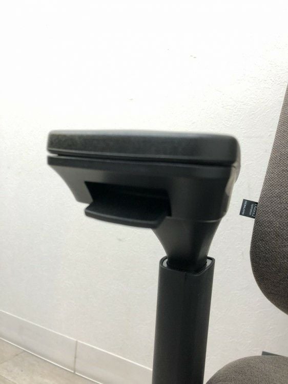 コクヨ Duora2(デュオラ2)チェア 可動肘付デュオラ2チェア　 商品画像19