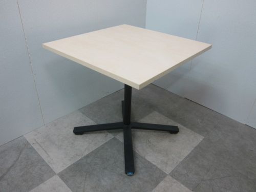 コクヨ 750角テーブル | 無限堂ネットショップ