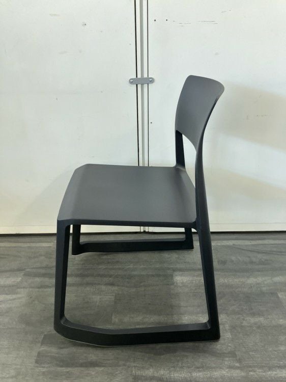 Vitra（ヴィトラ）ティプトンチェア 商品画像3