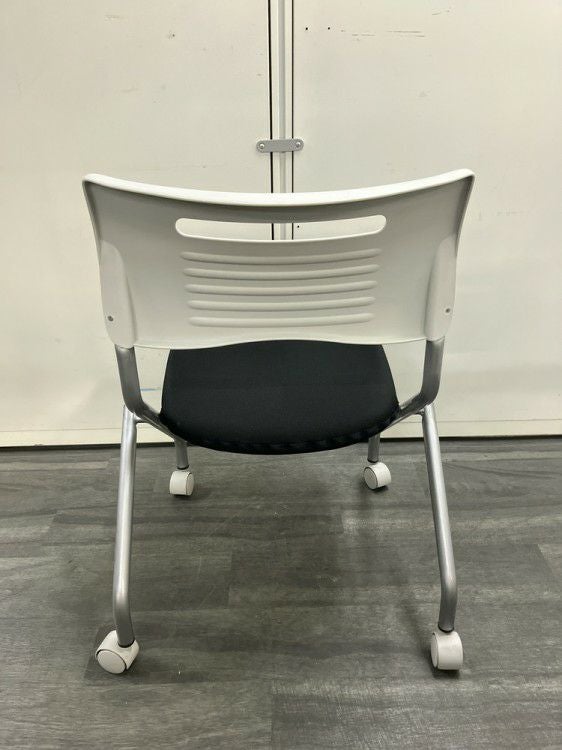 井上金庫ネスティングチェア 商品画像4