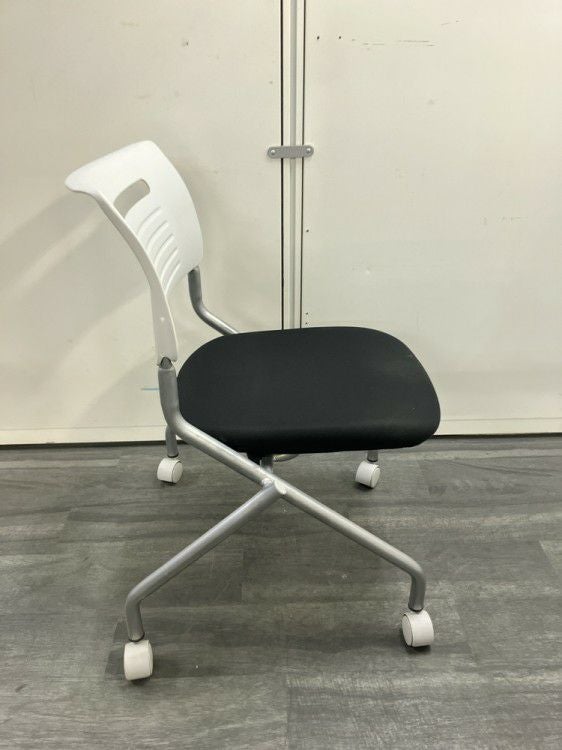 井上金庫ネスティングチェア 商品画像5