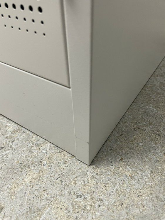 豊国工業4人用ロッカー 商品画像5