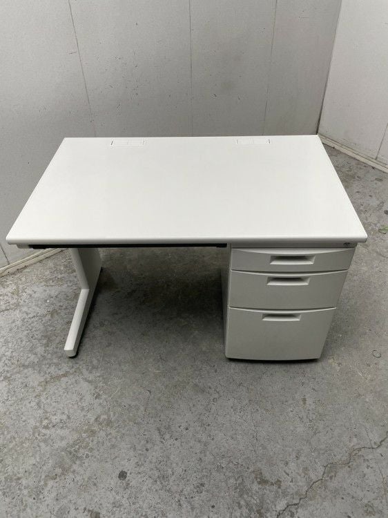 イトーキCZRシリーズ 1100片袖デスク 商品画像4