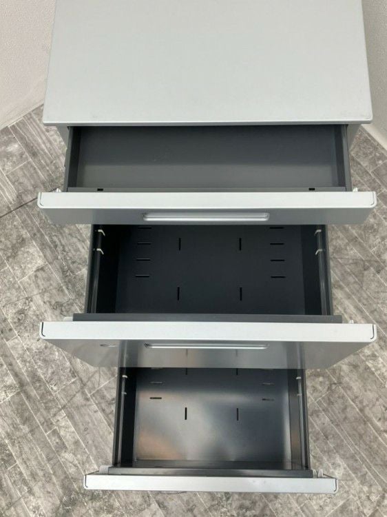 コクヨワークヴィスタ（WorkVista）シリーズ 3600フリーアドレスデスク＋ワゴン7点セット 商品画像9