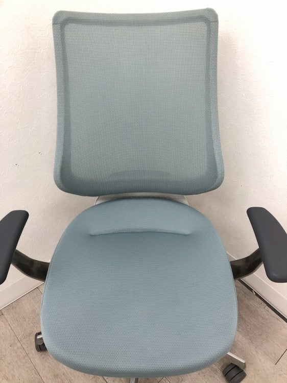 コクヨing(イング)チェア 固定肘付イングチェア 商品画像6