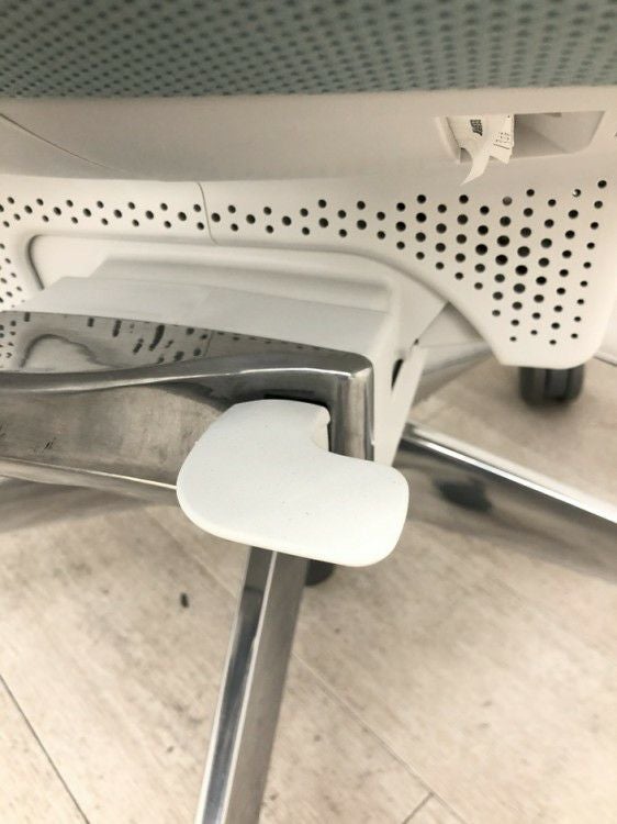 コクヨing(イング)チェア 固定肘付イングチェア 商品画像11