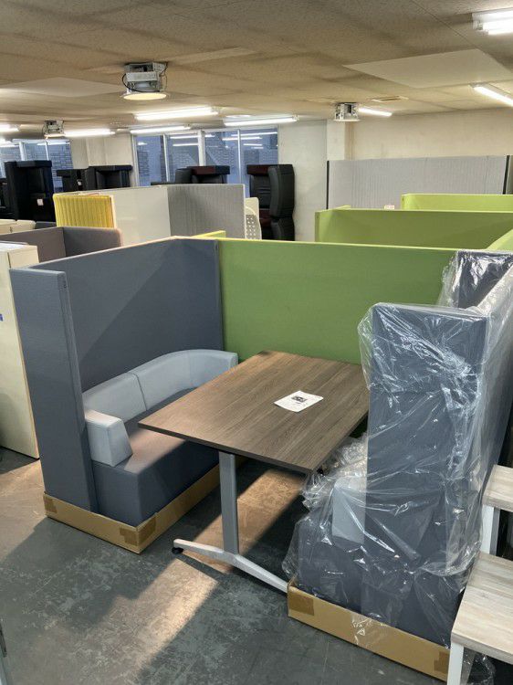 コクヨbrackets(ブラケッツ)シリーズ　コクヨ 4人用ブースセット 商品画像1