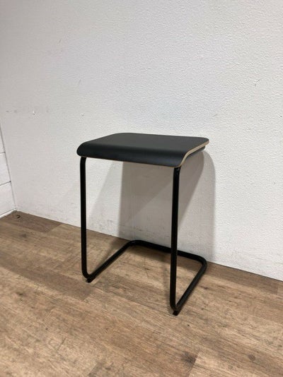 Knoll（ノール）トボガン(Toboggan)シリーズ プルアップテーブル 商品画像1