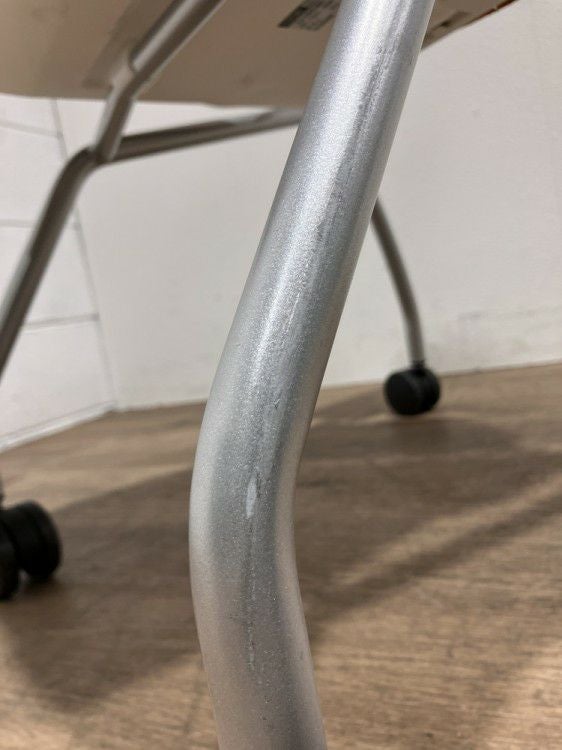 イトーキイプサシリーズ ネスティングチェア6脚セット 商品画像9