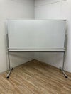 オカムラ脚付両面ホワイトボード 商品画像1