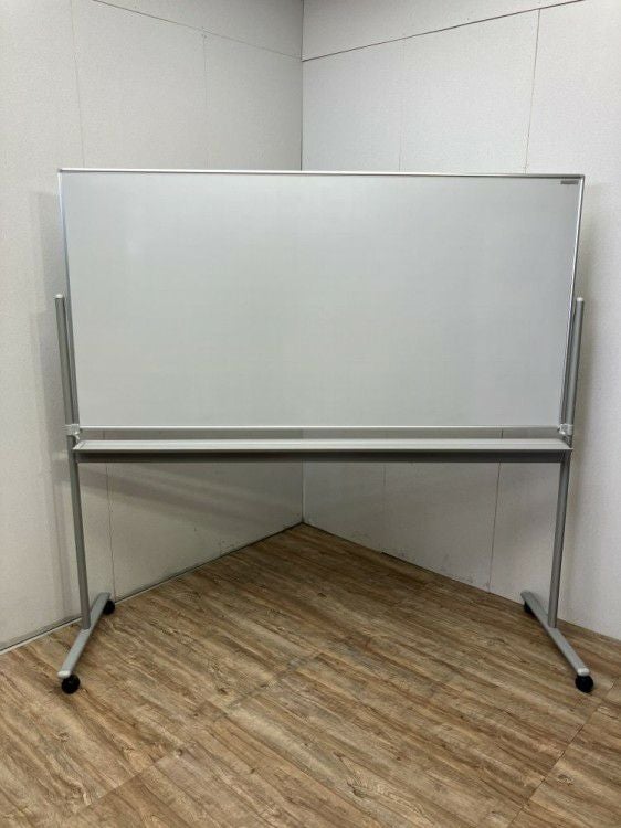 オカムラ脚付両面ホワイトボード 商品画像1