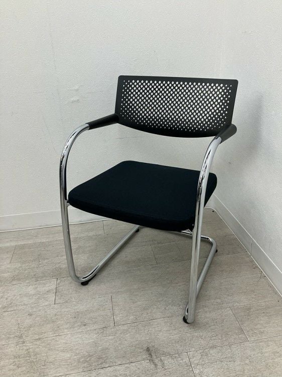 Vitra（ヴィトラ）Visavis(ビザビ)シリーズ ミーティングチェア 商品画像1