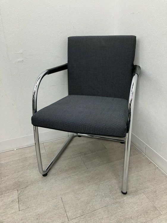 Vitra（ヴィトラ）Visasoft(ビザソフト)シリーズ ミーティングチェア 商品画像1