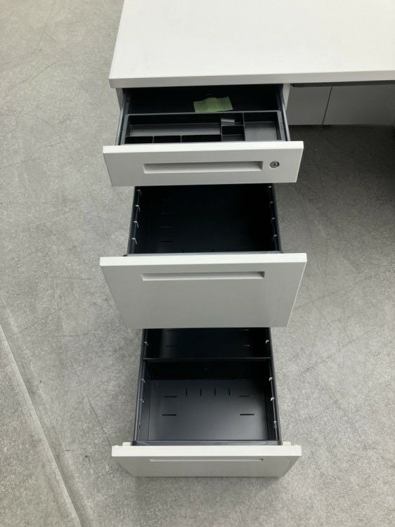 イトーキCZRシリーズ 5人用デスクセット 商品画像5