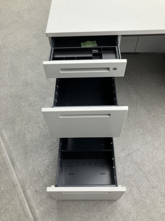 イトーキCZRシリーズ 5人用デスクセット 商品画像5