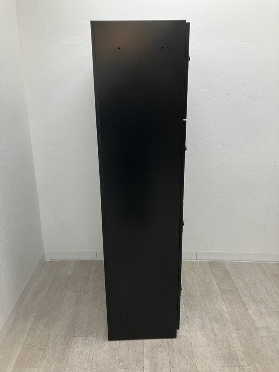 ウチダ（内田洋行）エルレージシリーズ 8人用パーソナルロッカー 商品画像3