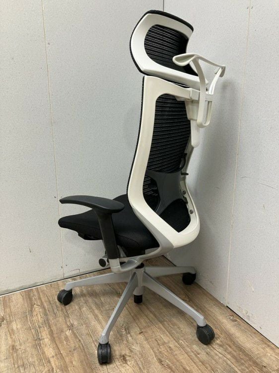 オカムラBaron(バロン)チェア 可動肘付バロンチェア 商品画像4