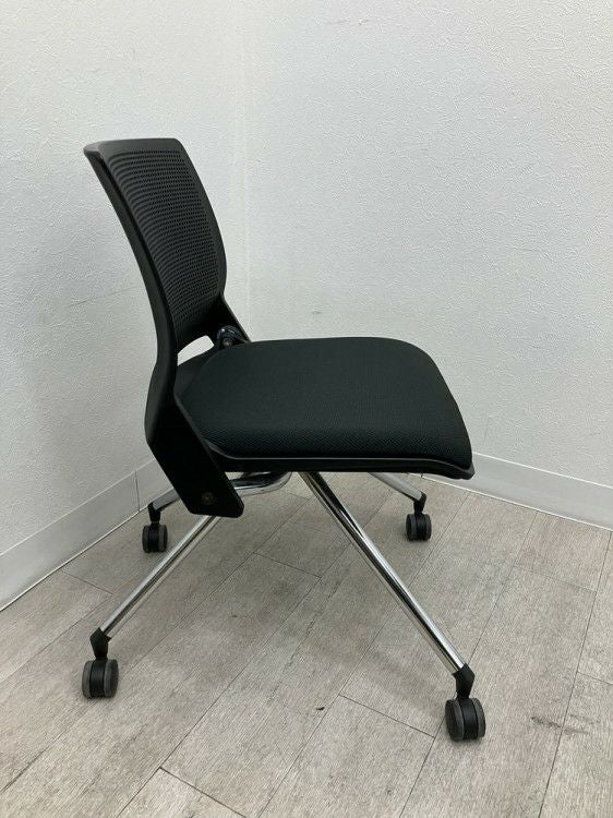 オカムラクリールシリーズ ネスティングチェア 商品画像3