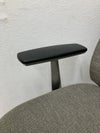 コクヨBezel(ベゼル)チェア 固定肘付ベゼルチェア 商品画像11