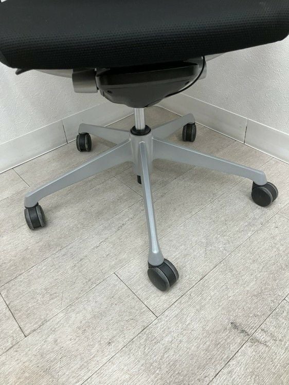 オカムラChoral（コーラル）チェア 可動肘付コーラルチェア 商品画像14